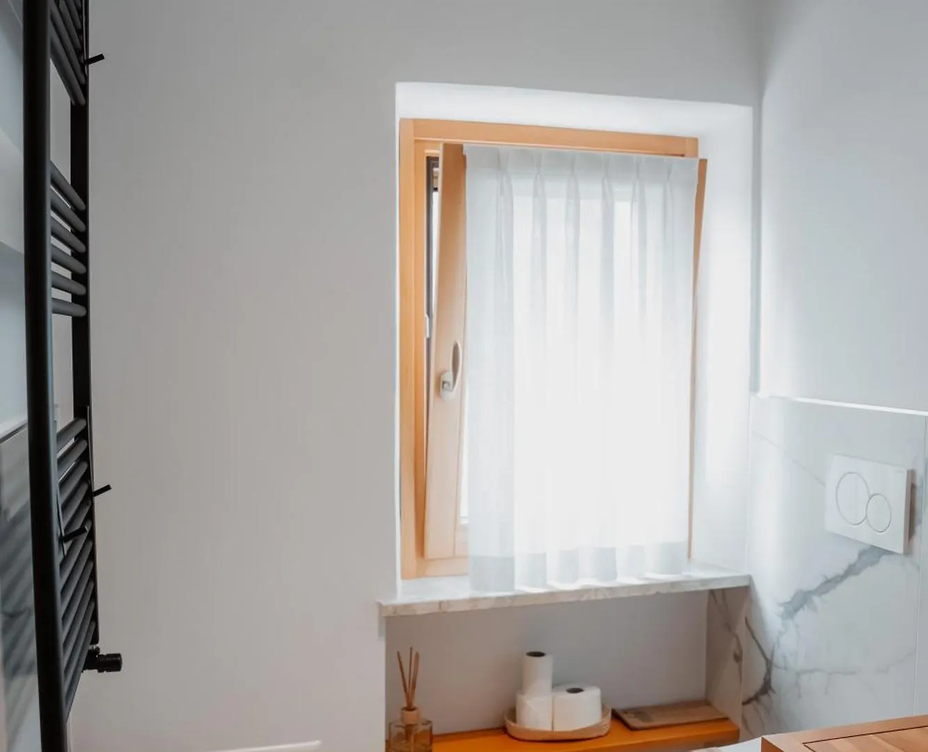 Illasi Dream Rooms Guest house